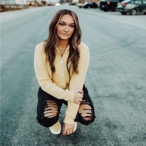 Meet your Posher, Olivia